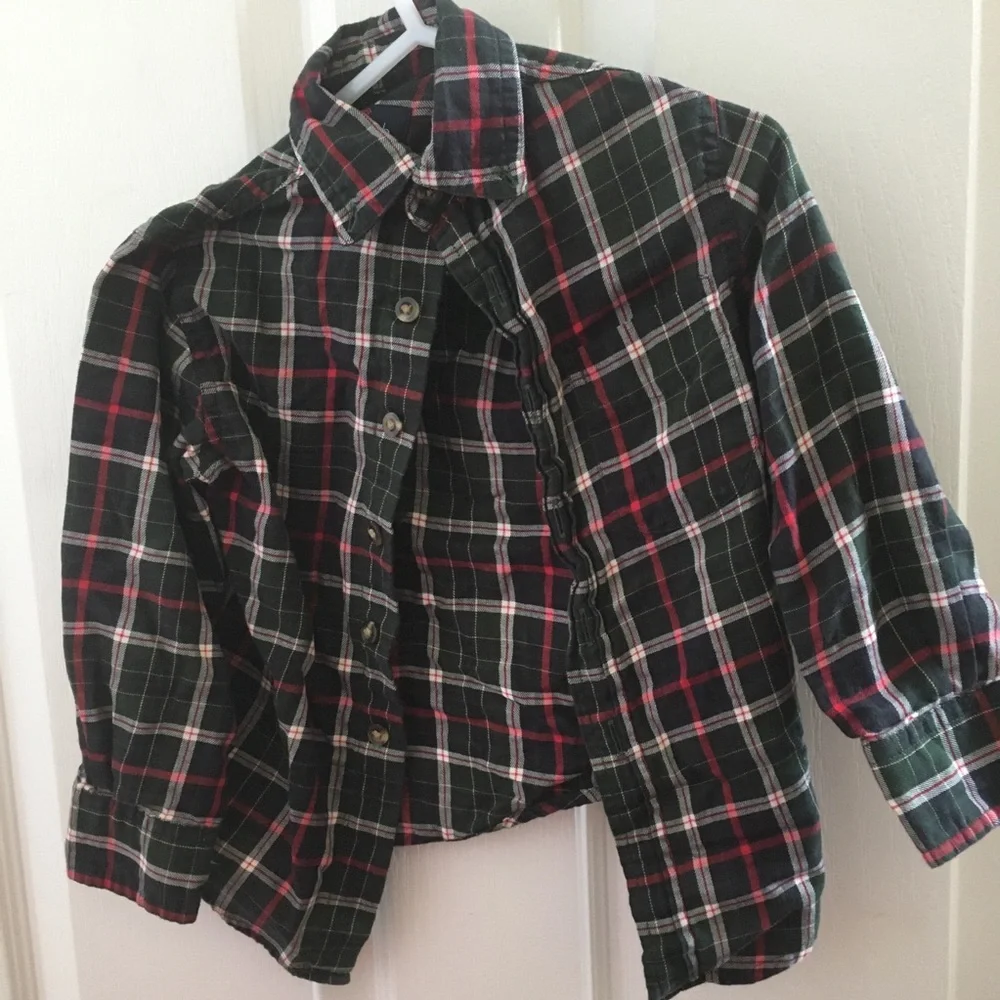 FINAL MARKDOWN Little boys class club shirt 3 3t